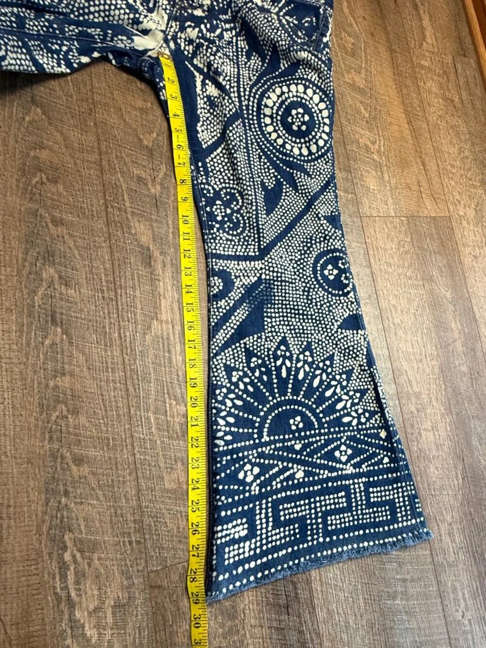 Women's Free People Bleached jeans Sz 31 Boho Fesitval Jeans - Picture 13 of 15